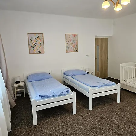 Rodinny U Kuby Apartment *